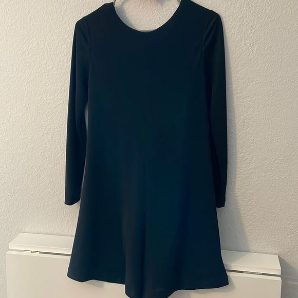 #71 Long Sleeve Black Romper - Picture 1 of 5